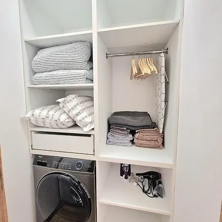 Apartament Neven Whit Free Parking 1 Br Warna