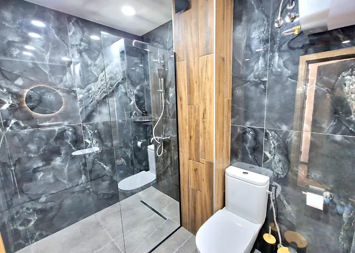 Neven Whit Free Parking 1 Br * Варна